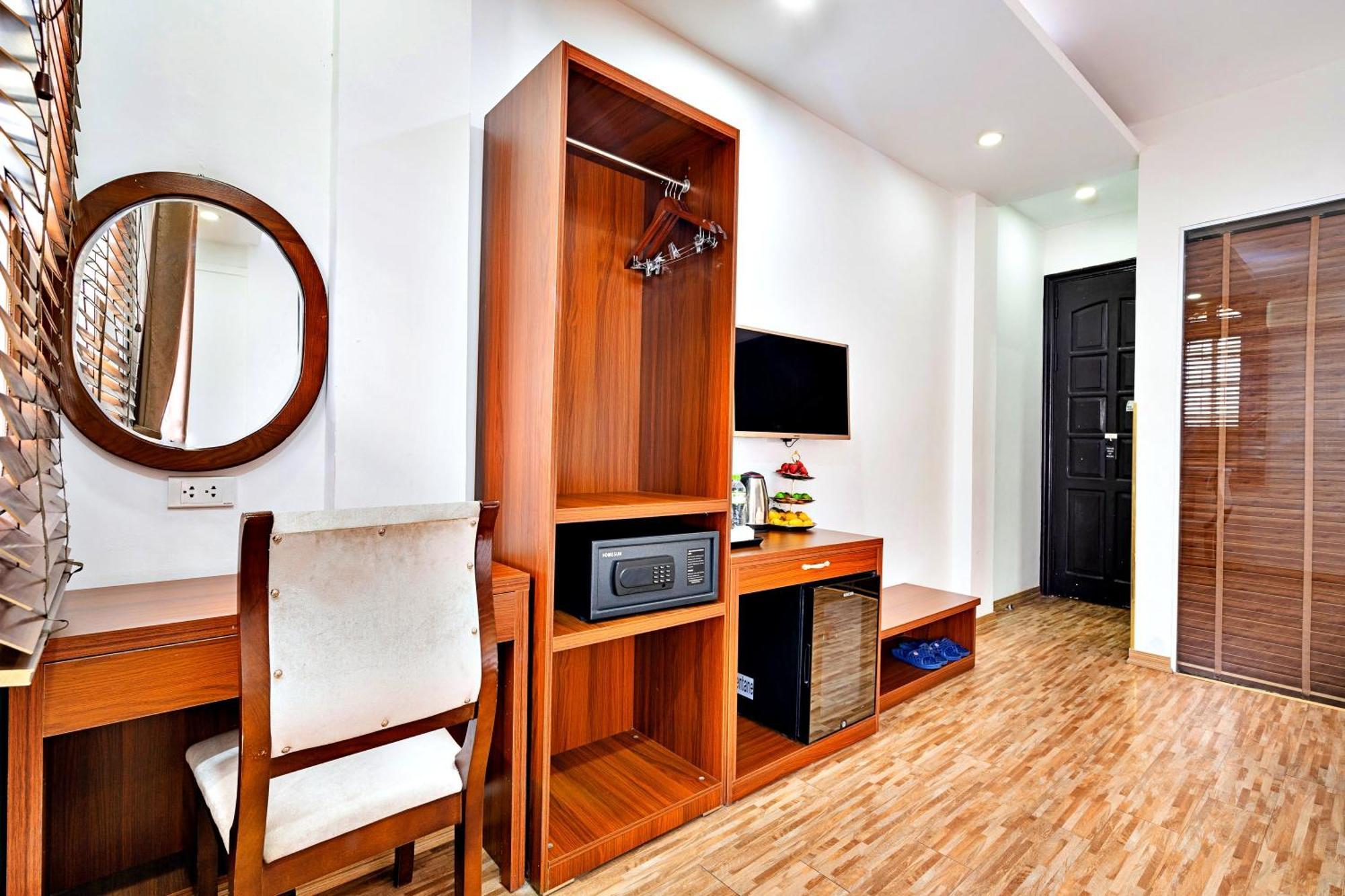 Hanz Ami Central Hotel Hanoi Exterior photo