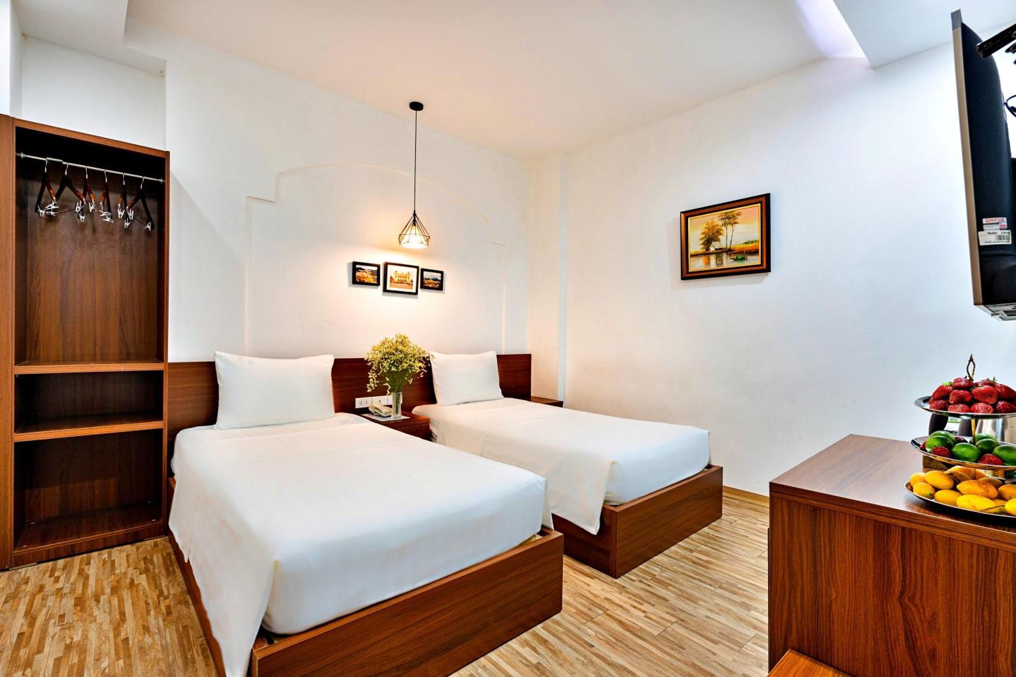 Hanz Ami Central Hotel Hanoi Exterior photo
