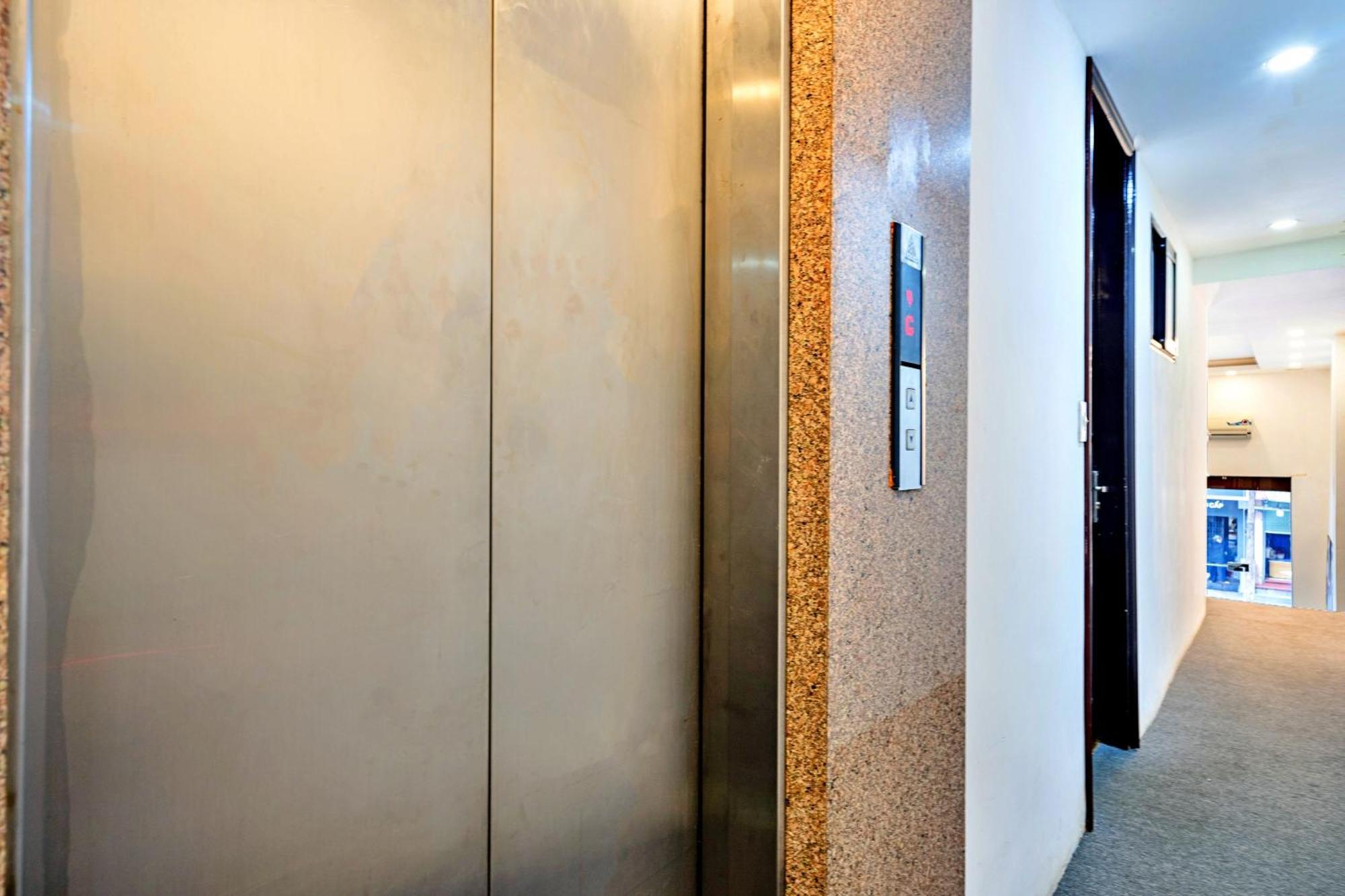 Hanz Ami Central Hotel Hanoi Exterior photo